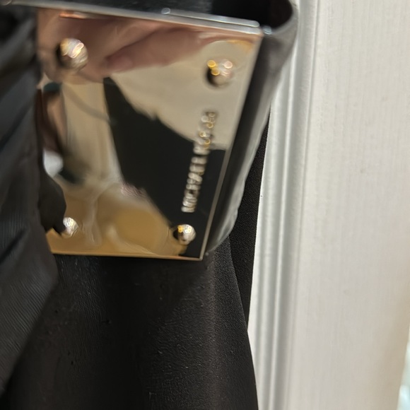 Michael Kors  black sleeveless shirt - Picture 2 of 5